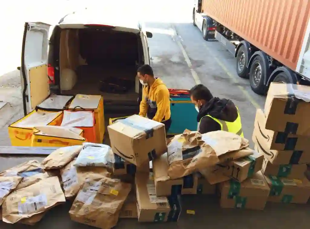 Packing and processing area